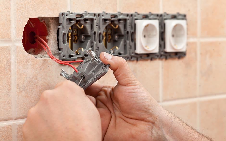  mise aux normes électriques Arpajon